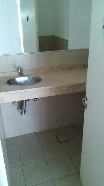 VENTA OFICINA CERRO DE LAS ROSAS