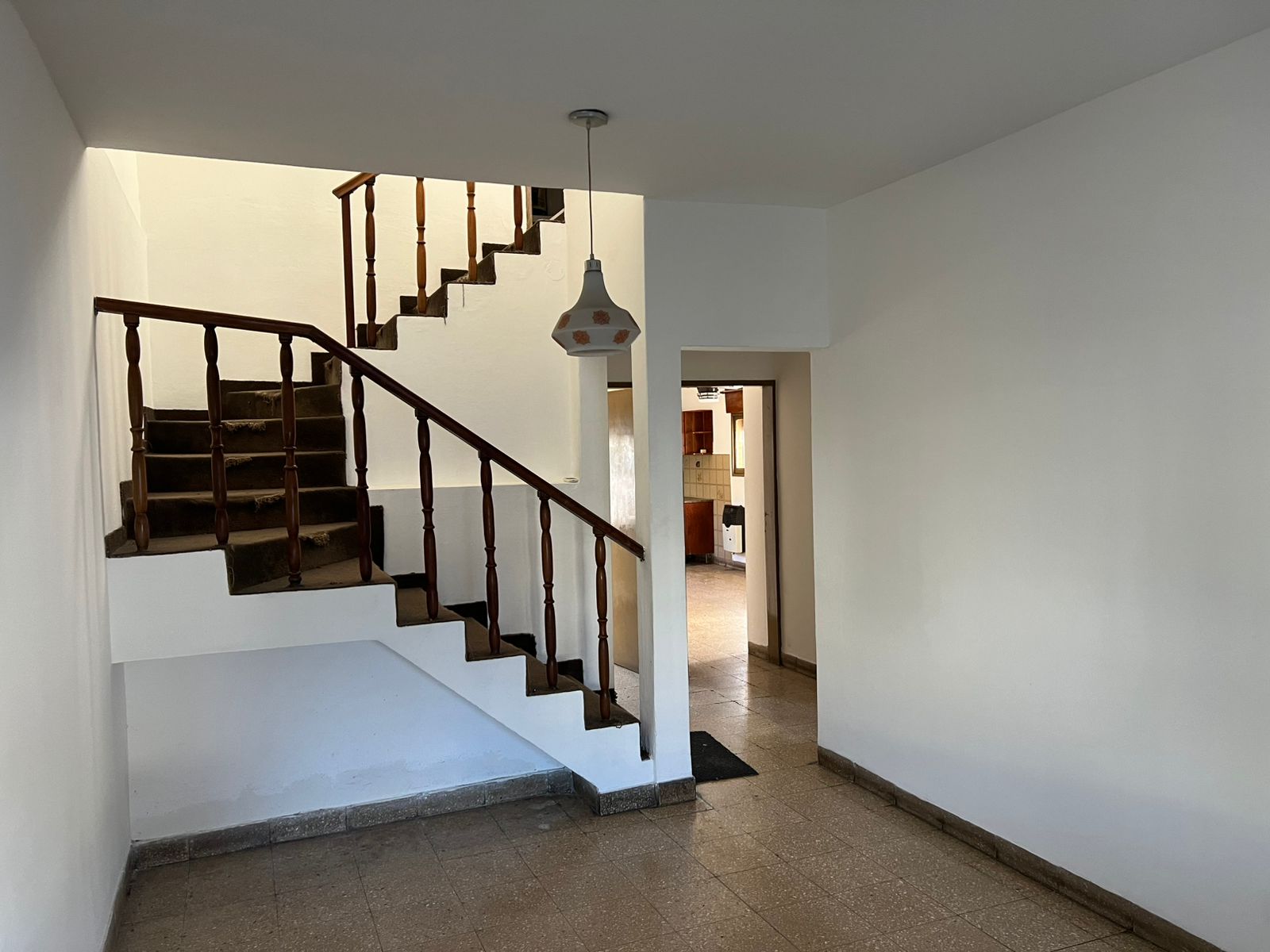 CASA EN VENTA B ALTO ALBERDI- 4 DORMITORIOS CCOCHERA