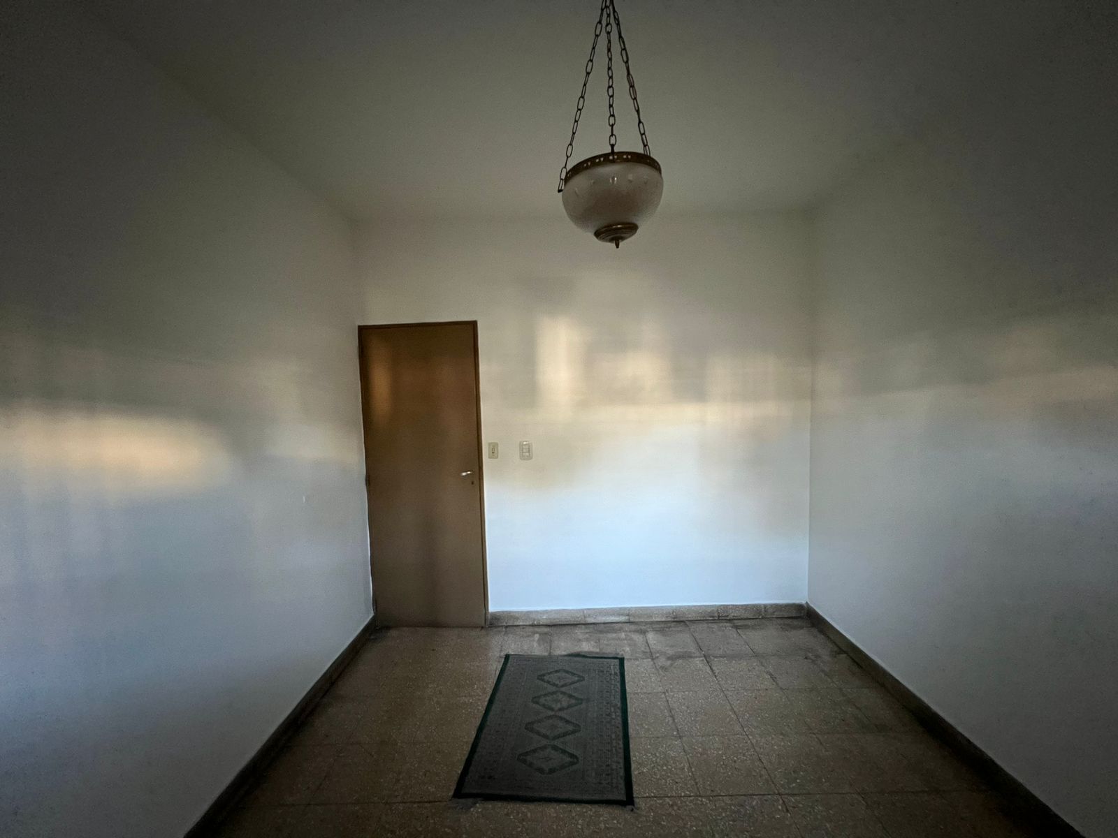 CASA EN VENTA B ALTO ALBERDI- 4 DORMITORIOS CCOCHERA