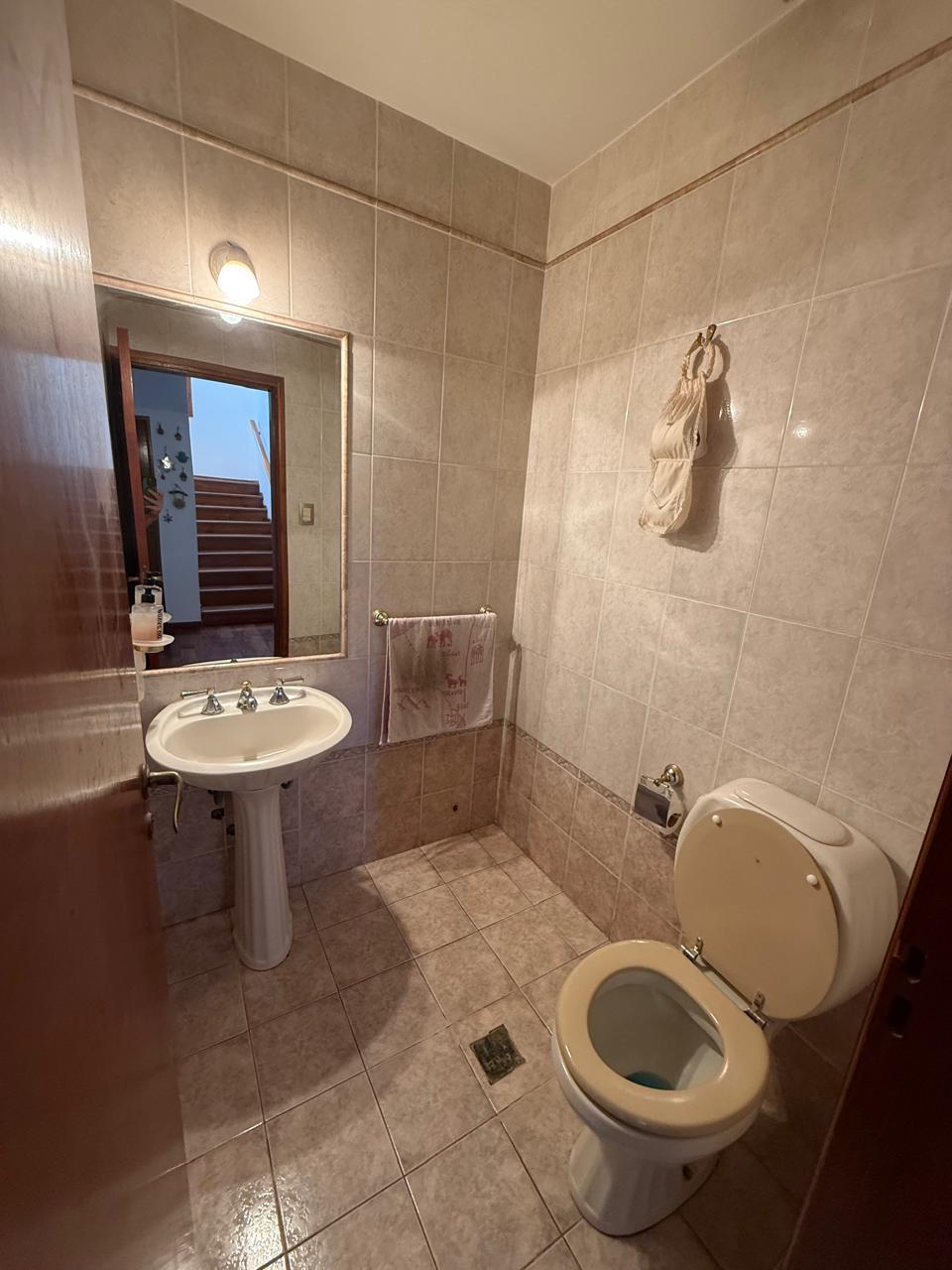 Valle Escondido Los Soles casa 4 domitorios 985m terreno