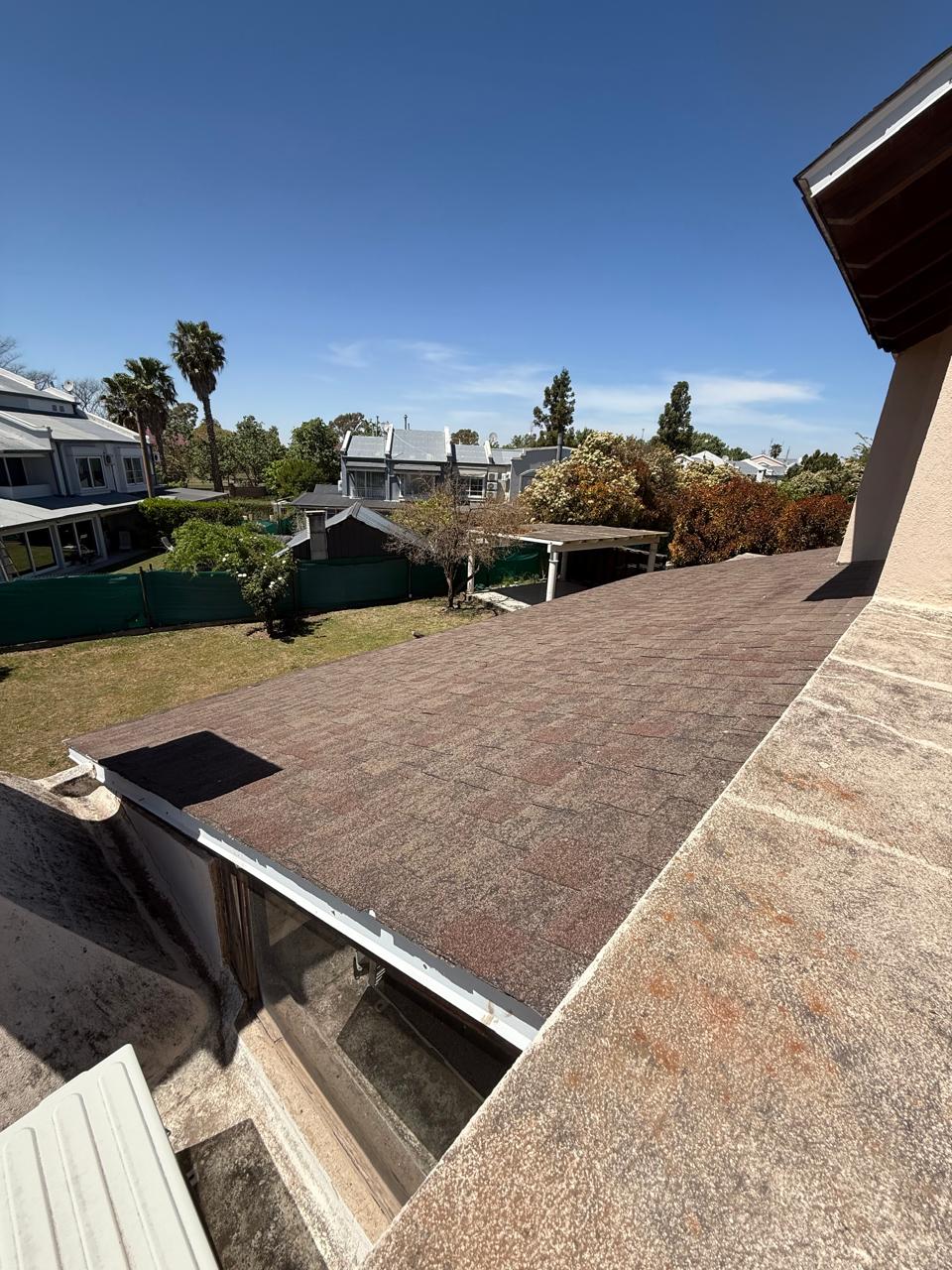 Valle Escondido Los Soles casa 4 domitorios 985m terreno