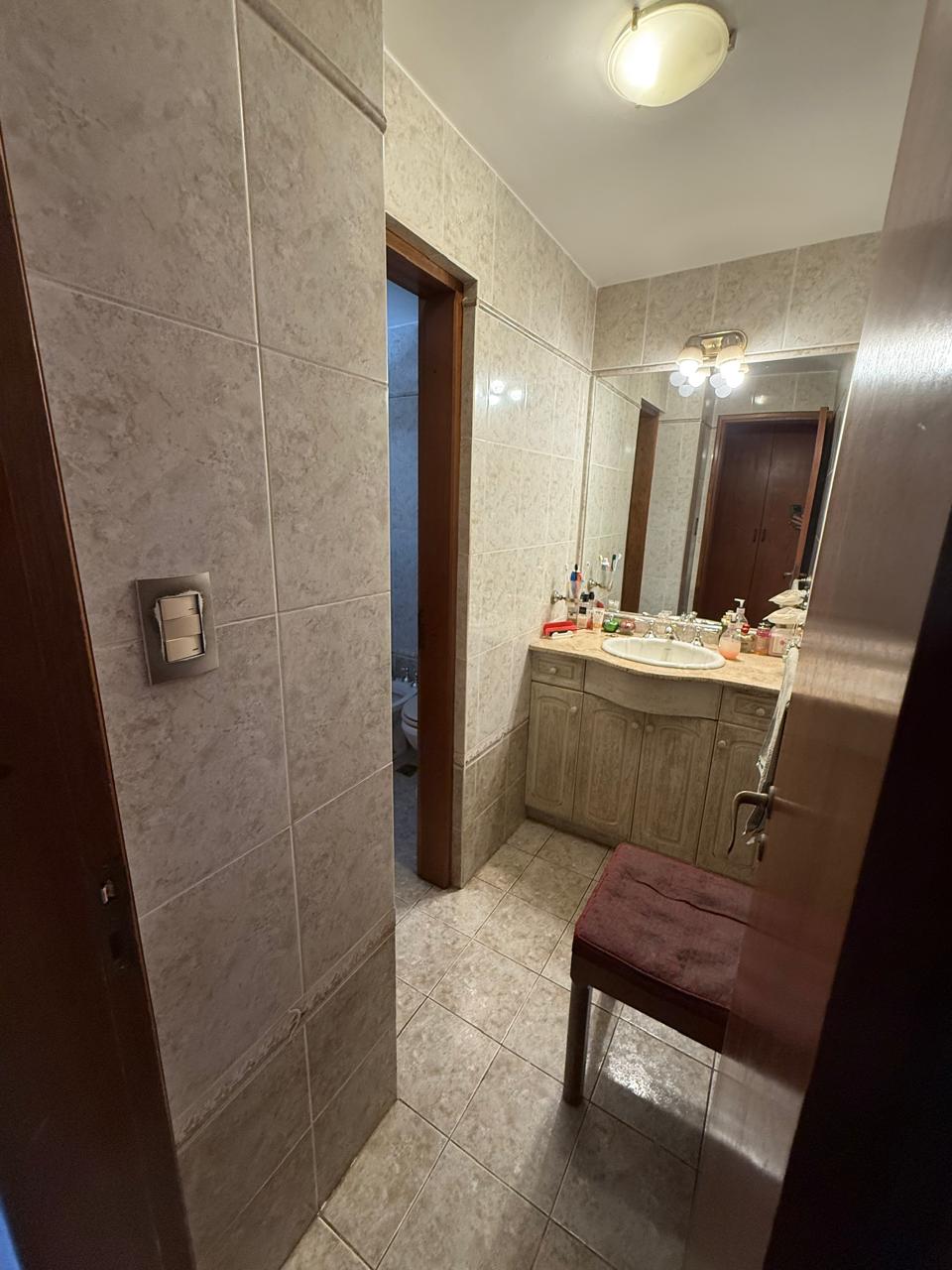 Valle Escondido Los Soles casa 4 domitorios 985m terreno