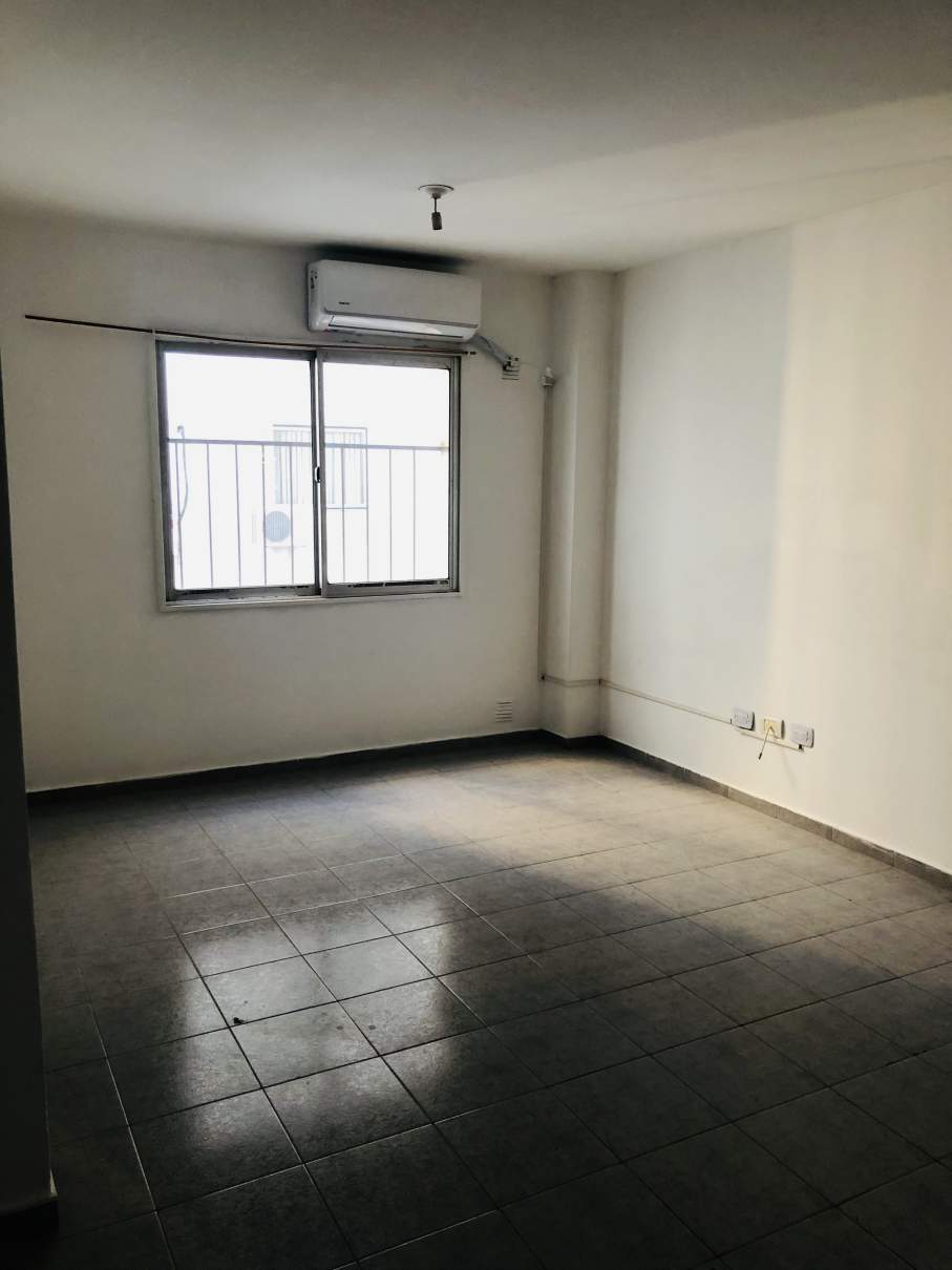 Bv. Illia 571 - Monoambiente en alquiler