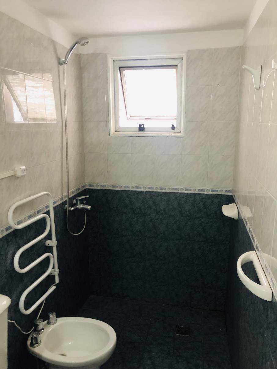 Bv. Illia 571 - Monoambiente en alquiler