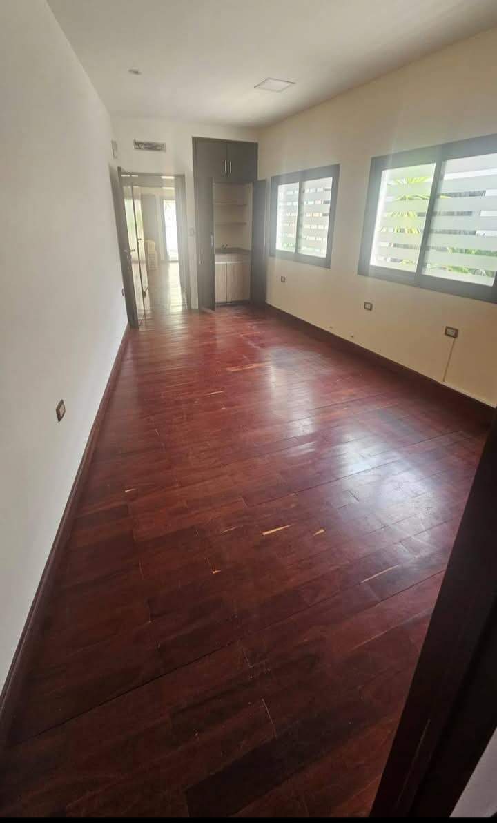 Alq. 4 Oficinas.B Jardín.