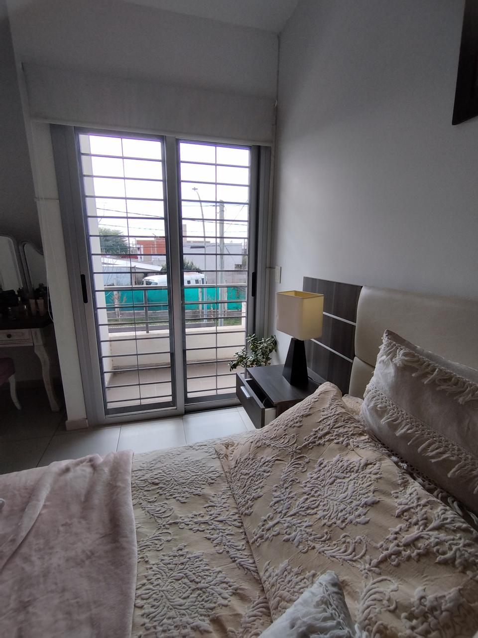 DUPLEX ALQUILER NUEVO URCA 3 DORMITORIOS