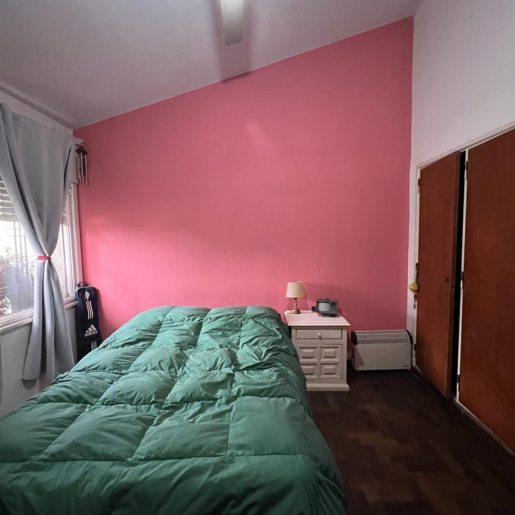 PARQUE VELEZ SARSFIELD CASA EN VENTA