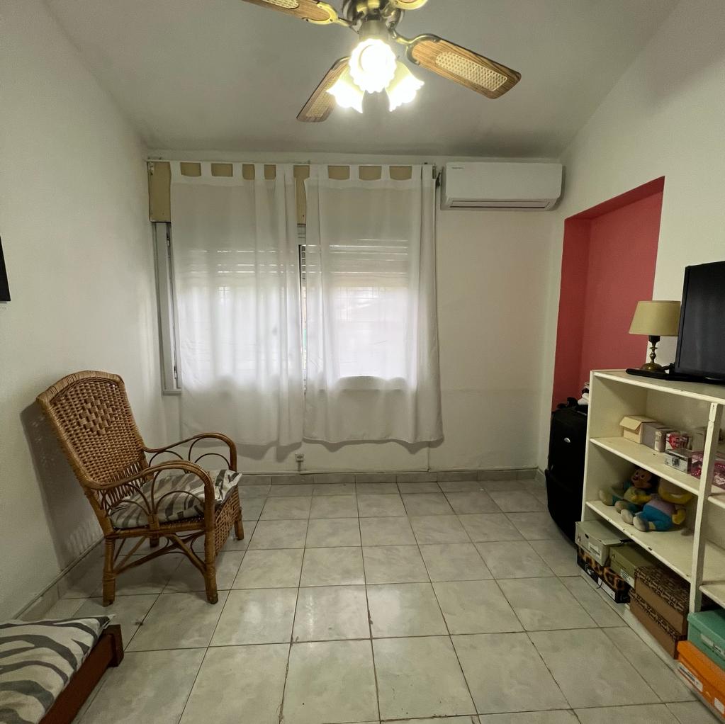 PARQUE VELEZ SARSFIELD CASA EN VENTA