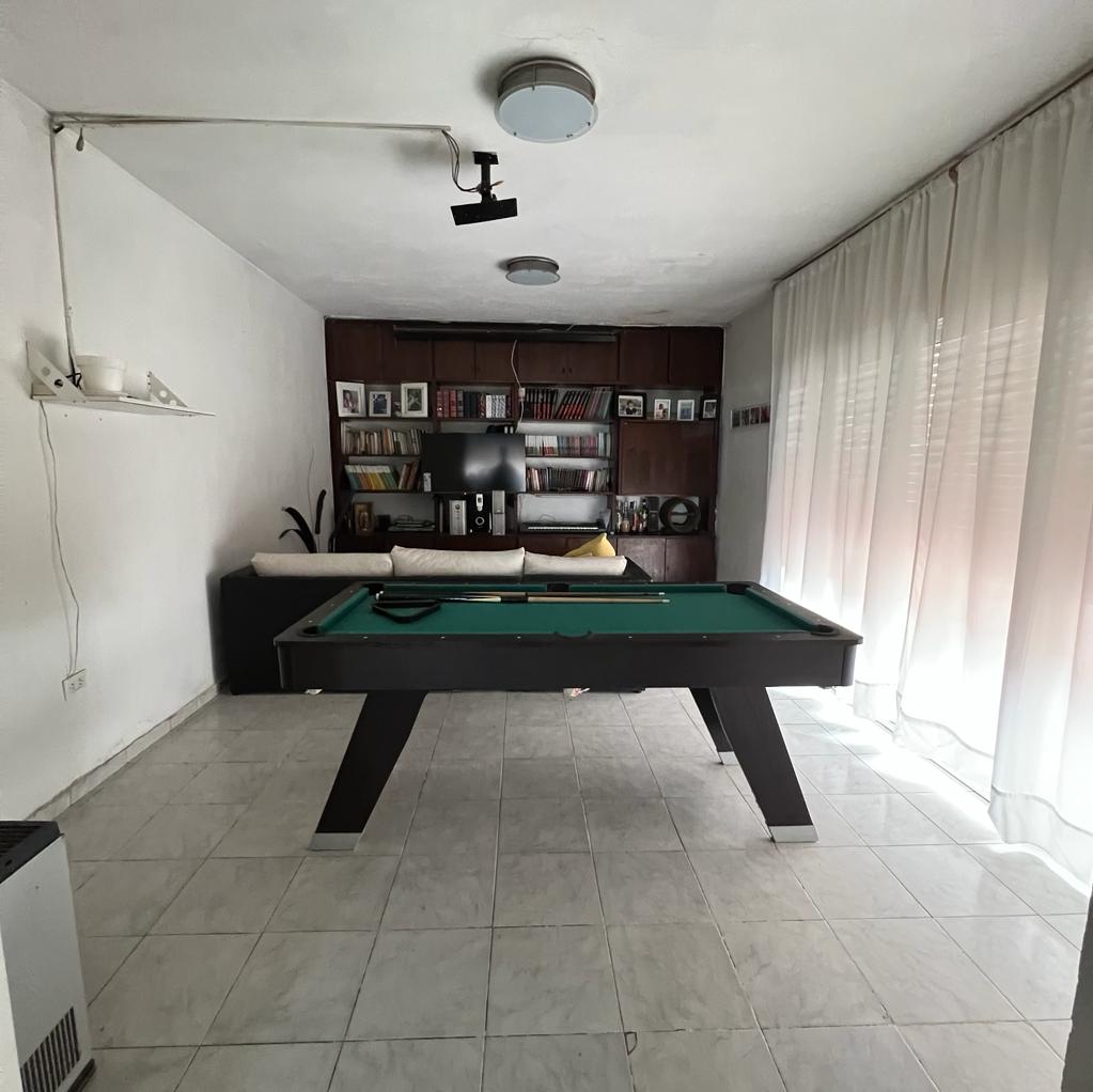 PARQUE VELEZ SARSFIELD CASA EN VENTA