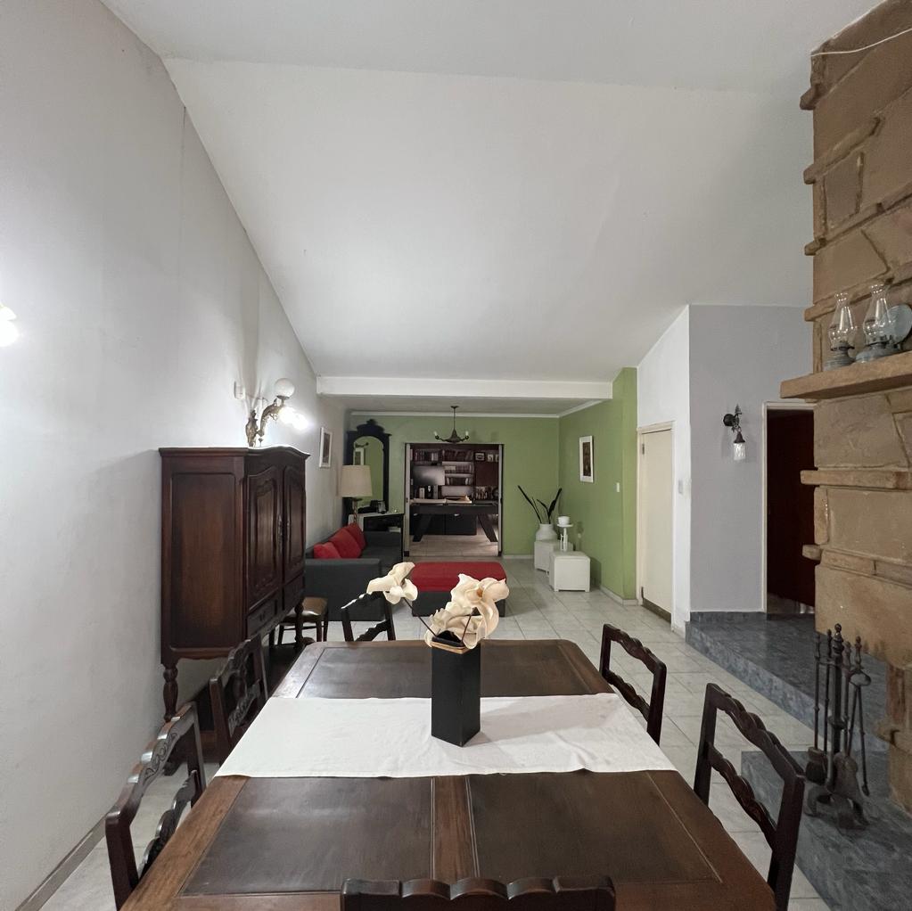 PARQUE VELEZ SARSFIELD CASA EN VENTA
