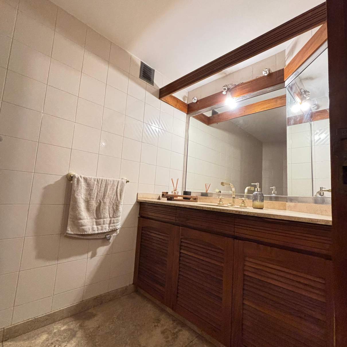 VENTA JARDIN ESPINOSA CASA UNICA