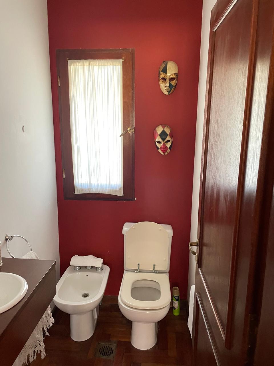 VILLA ALLENDE LOMAS CASA EN VENTA 5 dormitorios 3500 metros de terreno