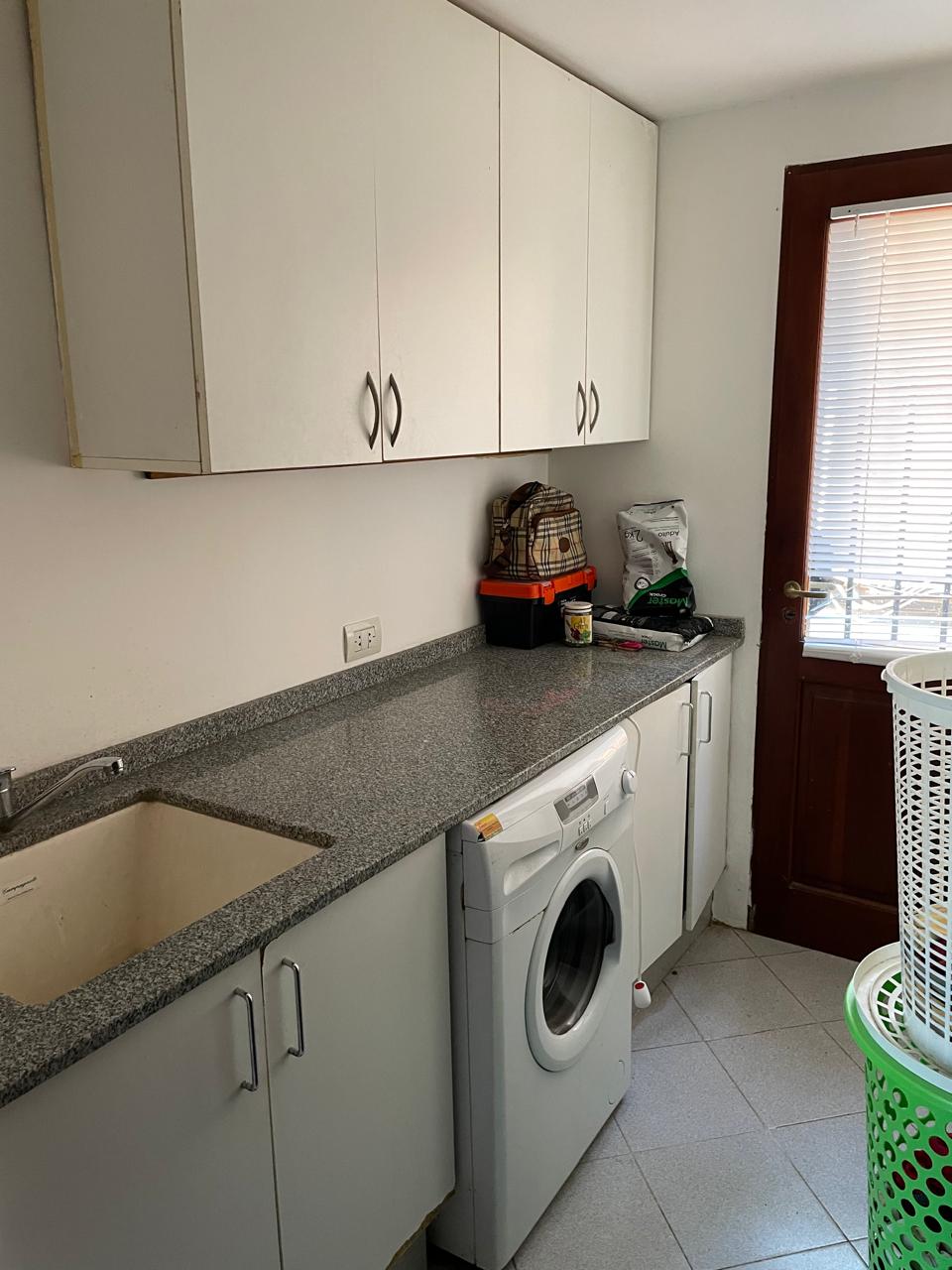 VILLA ALLENDE LOMAS CASA EN VENTA 5 dormitorios 3500 metros de terreno