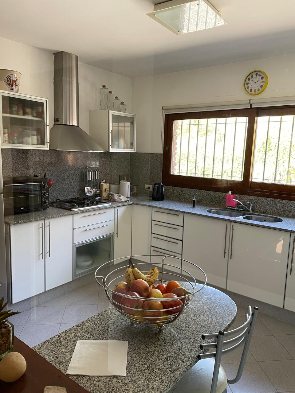 VILLA ALLENDE LOMAS CASA EN VENTA 5 dormitorios 3500 metros de terreno