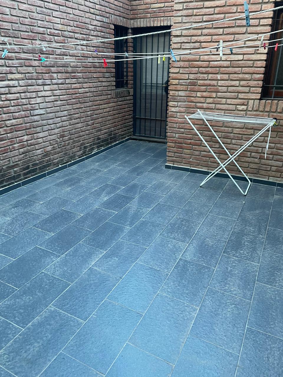 VILLA ALLENDE LOMAS CASA EN VENTA 5 dormitorios 3500 metros de terreno