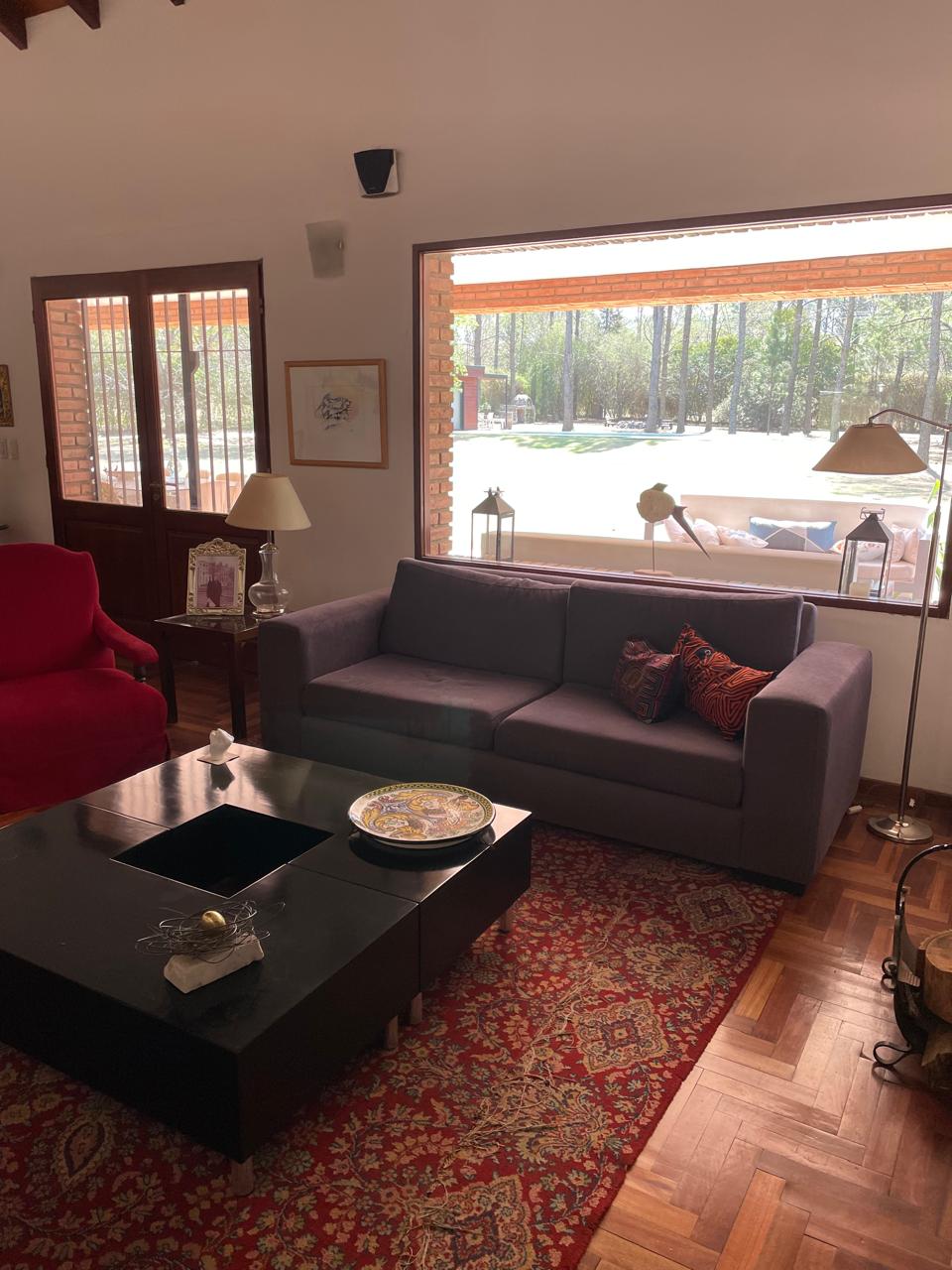 VILLA ALLENDE LOMAS CASA EN VENTA 5 dormitorios 3500 metros de terreno