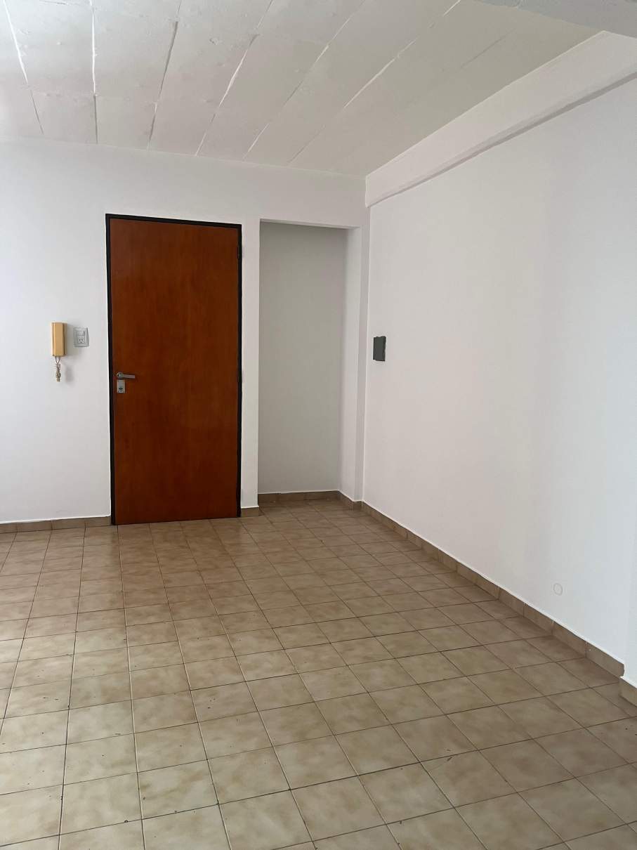 Alquilo dpto 1 dorm. Nueva Córdoba.