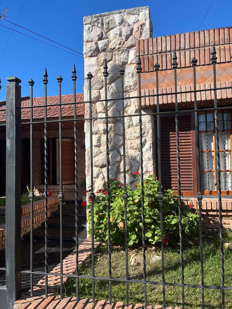 CASA EN VENTA  LOS NARANJOS