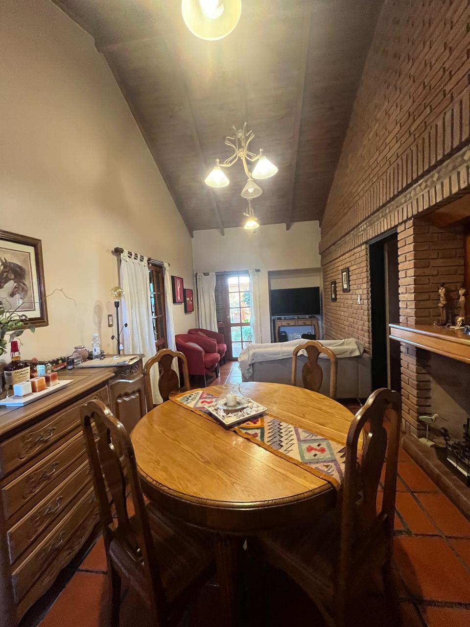 CASA EN VENTA  LOS NARANJOS