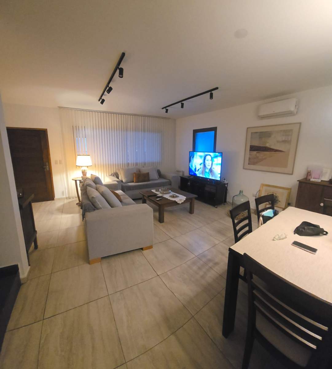 DUPLEX EN VALLE ESCONDIDO. LAS MORAS.