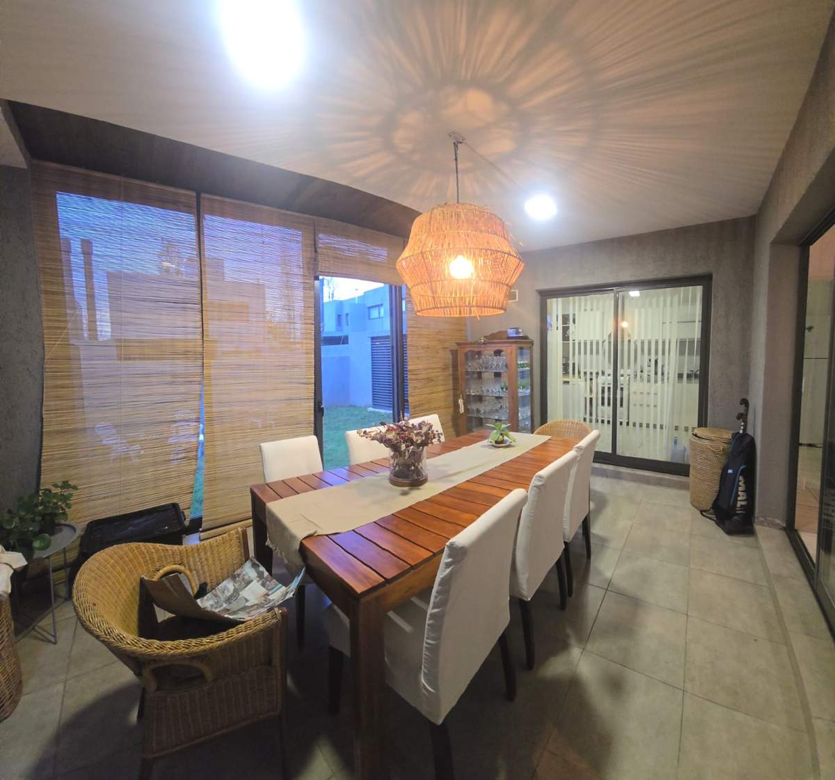 DUPLEX EN VALLE ESCONDIDO. LAS MORAS.