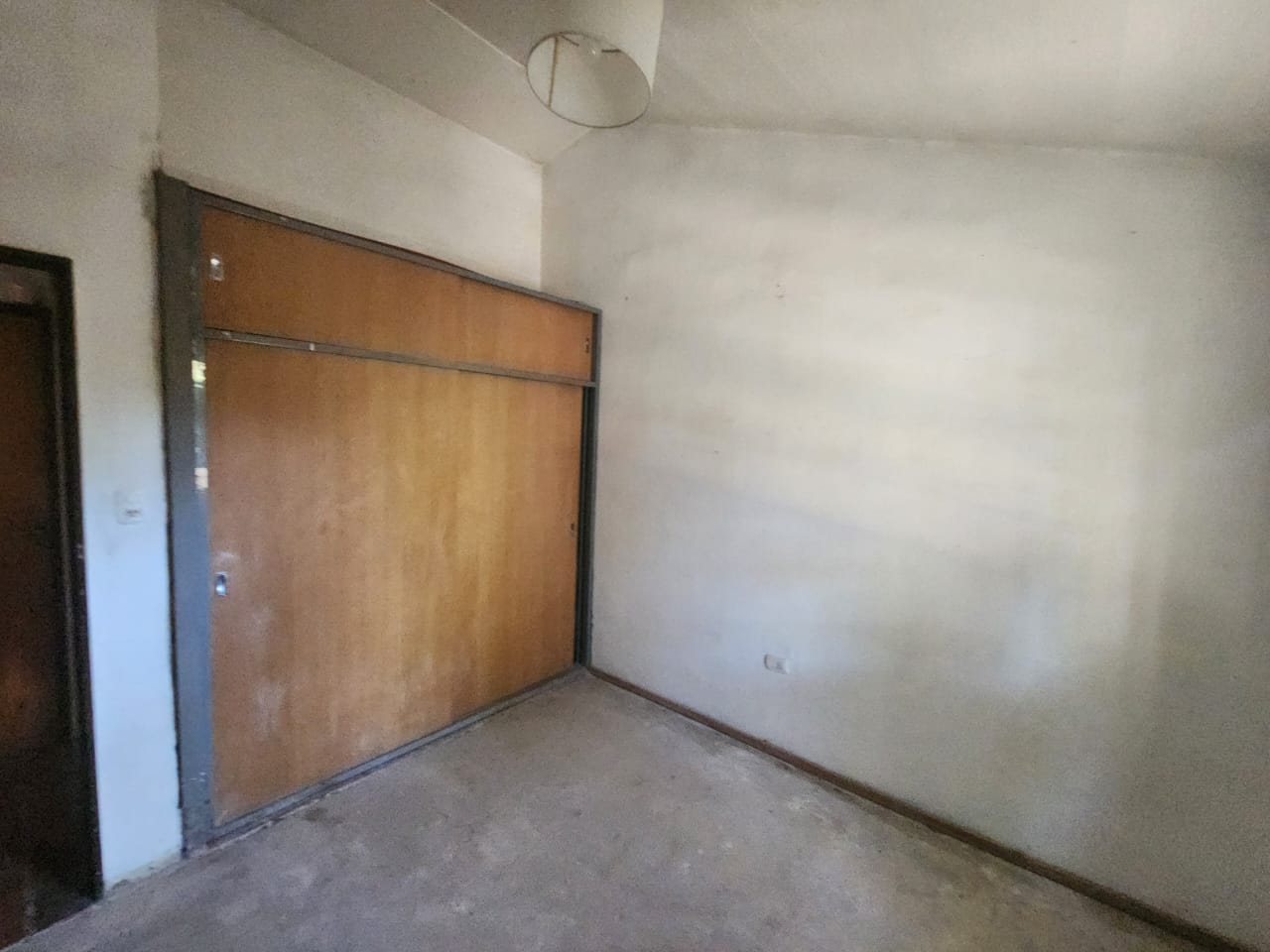 Casa 2 Dor. Patio y Quincho  Dpto 1 Dor.