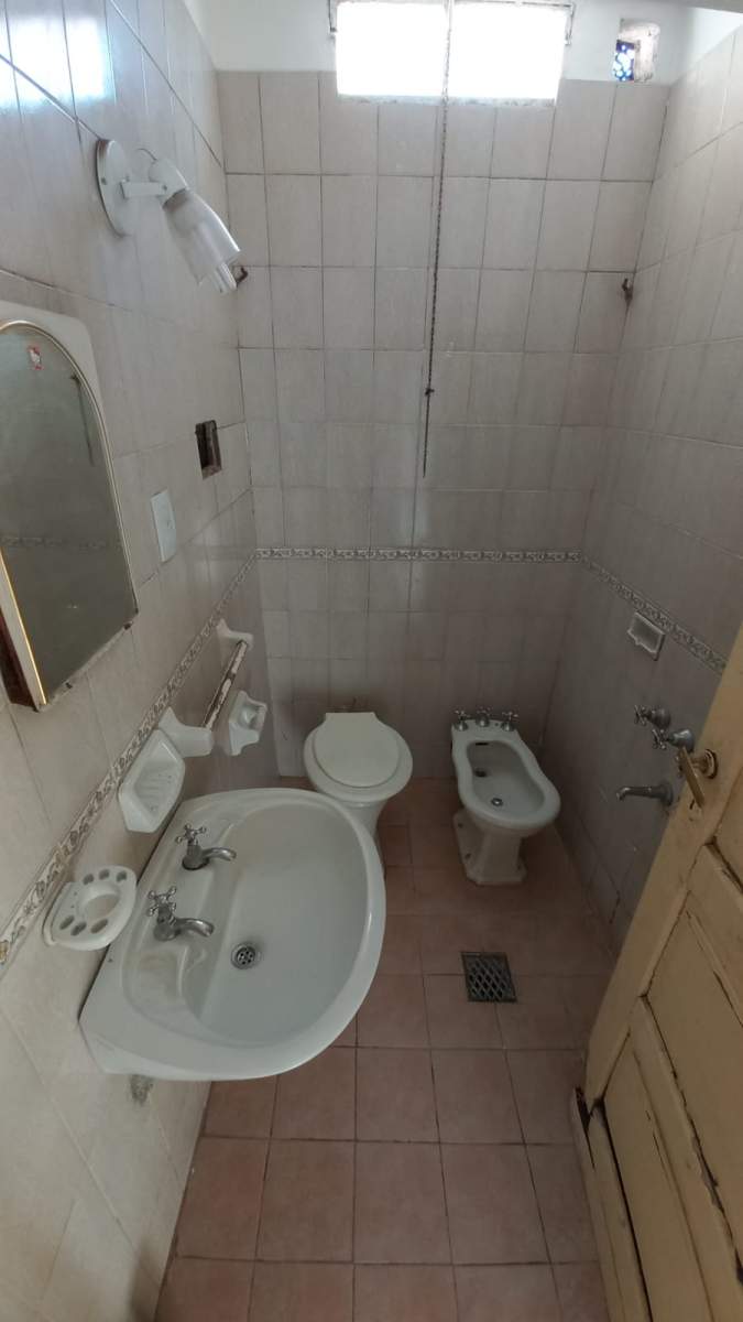 ALQUILER CASA 2 DORMITORIOS BARRIO GENERAL PAZ