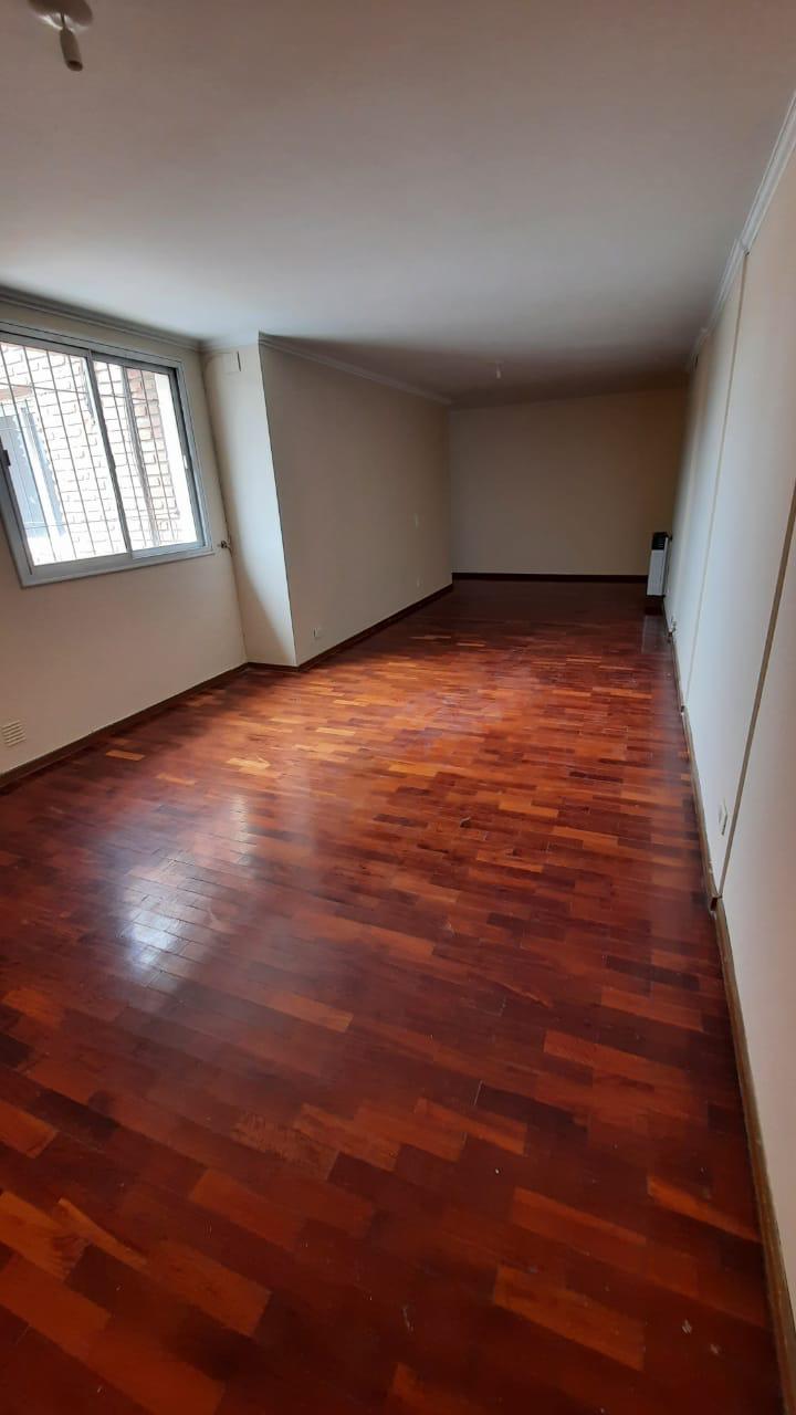 CENTRO DOS DORMITORIOS ENTRE RIOS 495