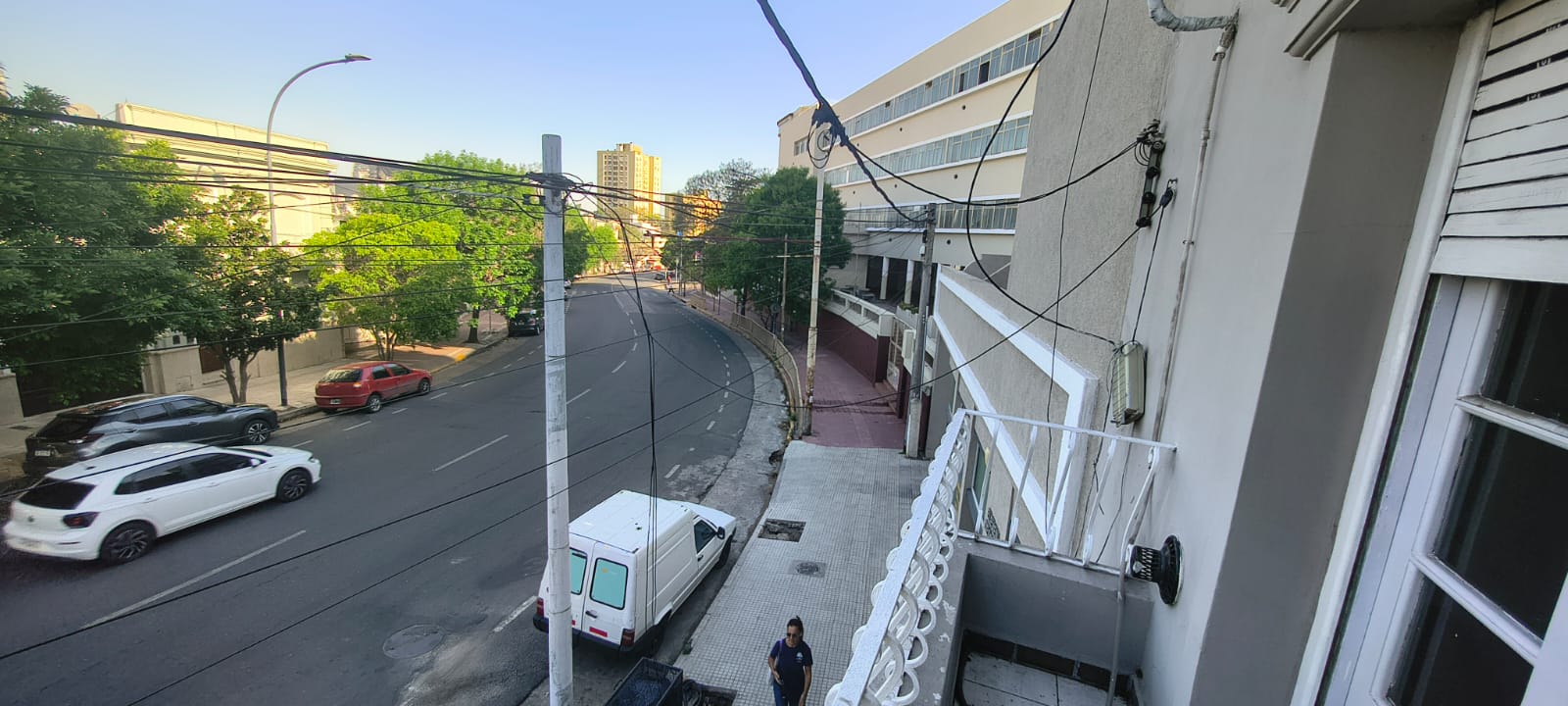 HERMOSA CASA EN ALQUILER EN BARRIO COFICO