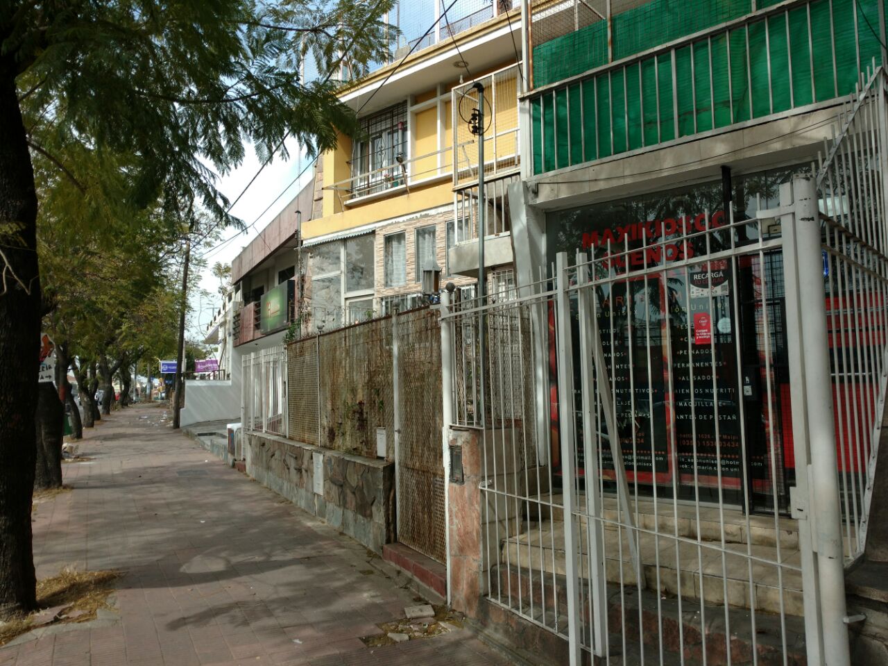 LOCAL EN ALQUILER AMADEO SABATTINI