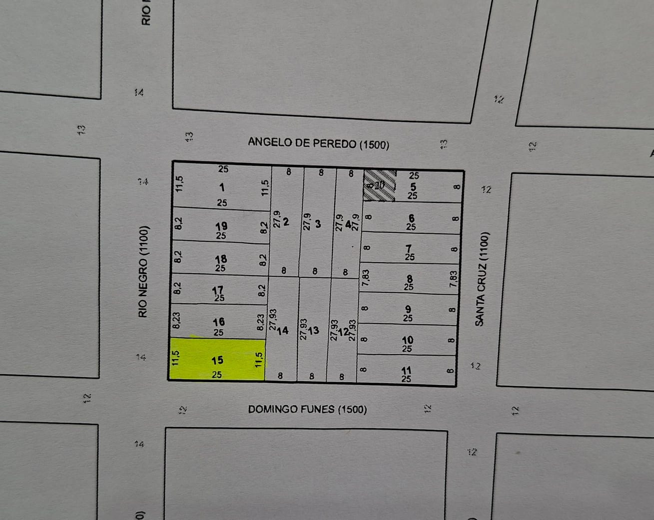 IMPORTANTE ESQUINA COMERCIAL  ZONA DINOSAURIO MALL RUTA 20.