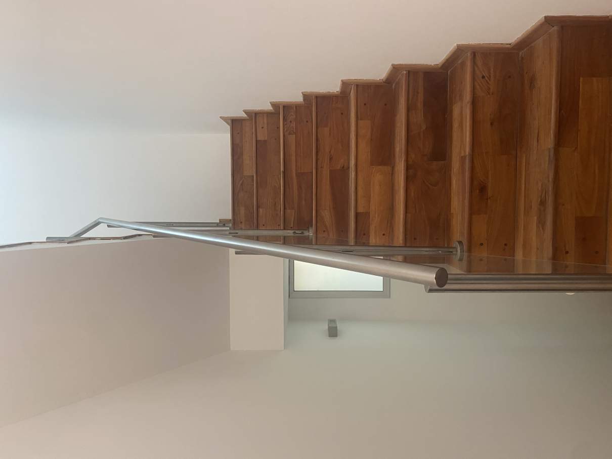 Alquiler - Casa de 4 dormitorios - Estancia Q2 - Con Pileta - Detalles de Diseño