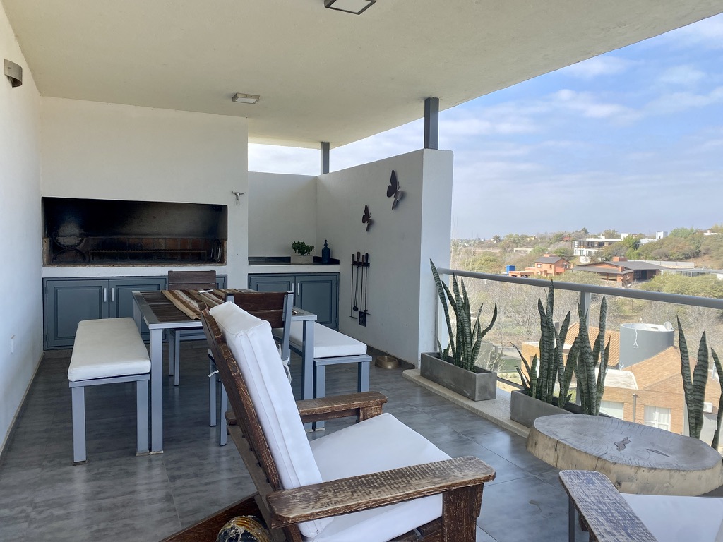 Estancia Q2 - Importante Casa a la venta - 4 dormitorios - Ubicacion privilegiada