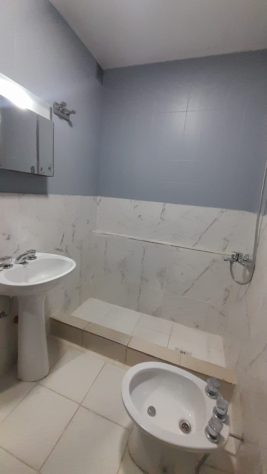 ALQUILER DEPARTAMENTO TRES DORMITORIOS CENTRO CORDOBA PROXIMO CAÑADA