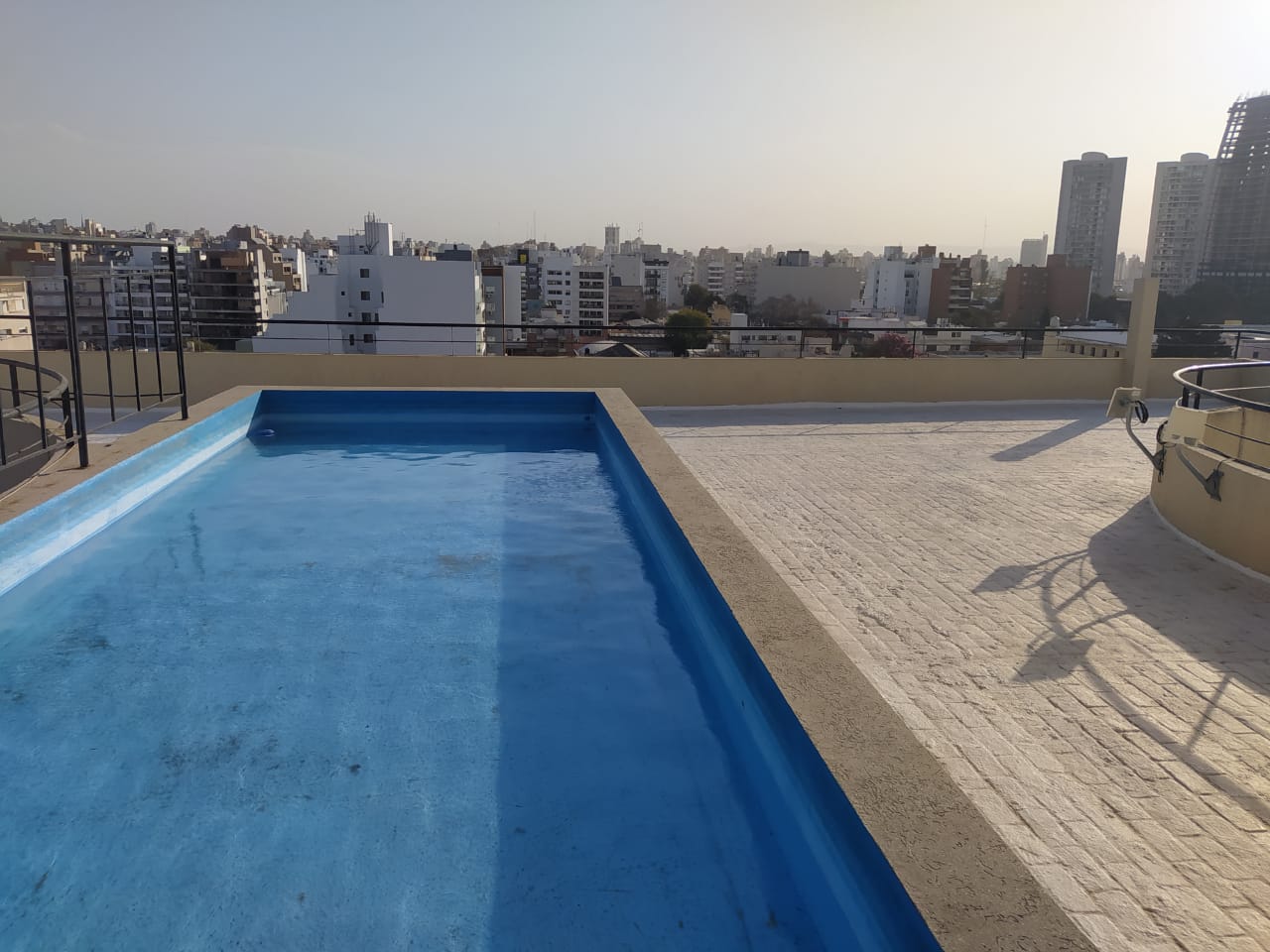 ALQUILER DPTO 1 DORM CON PILETA - PLENO BARRIO GENERAL PAZ