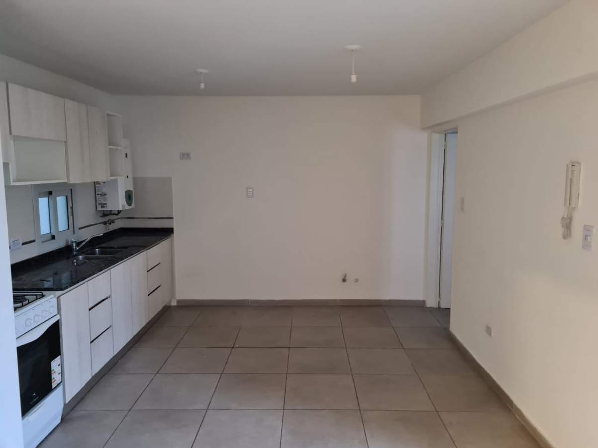 1  Dor. Mas Escritorio- Balcón con asador . Terraza c Pileta - B Cofico
