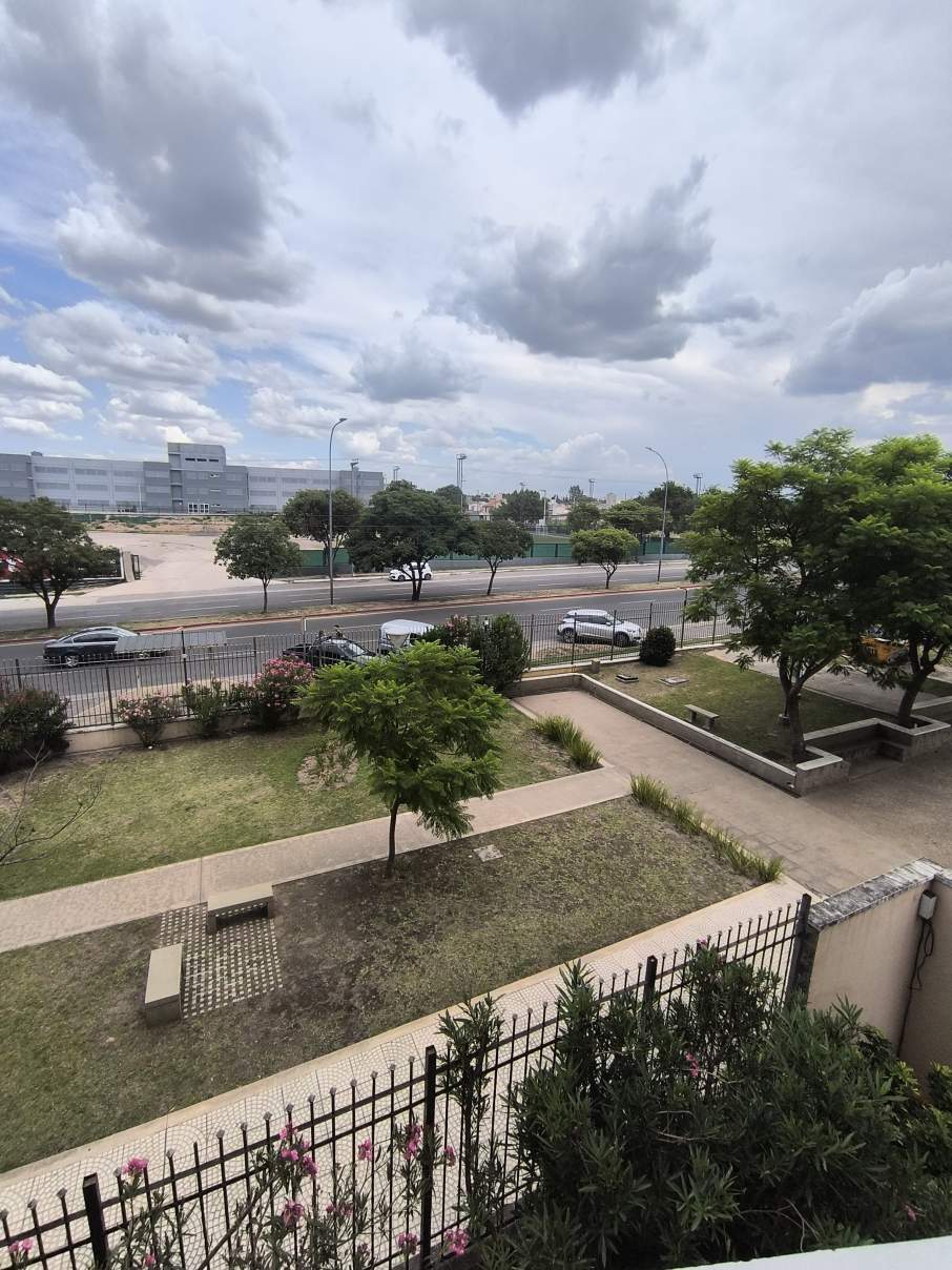 VENTA Departamento de 3 dormitorios Lateral con Vistas, con COCHERA B Villa Sol