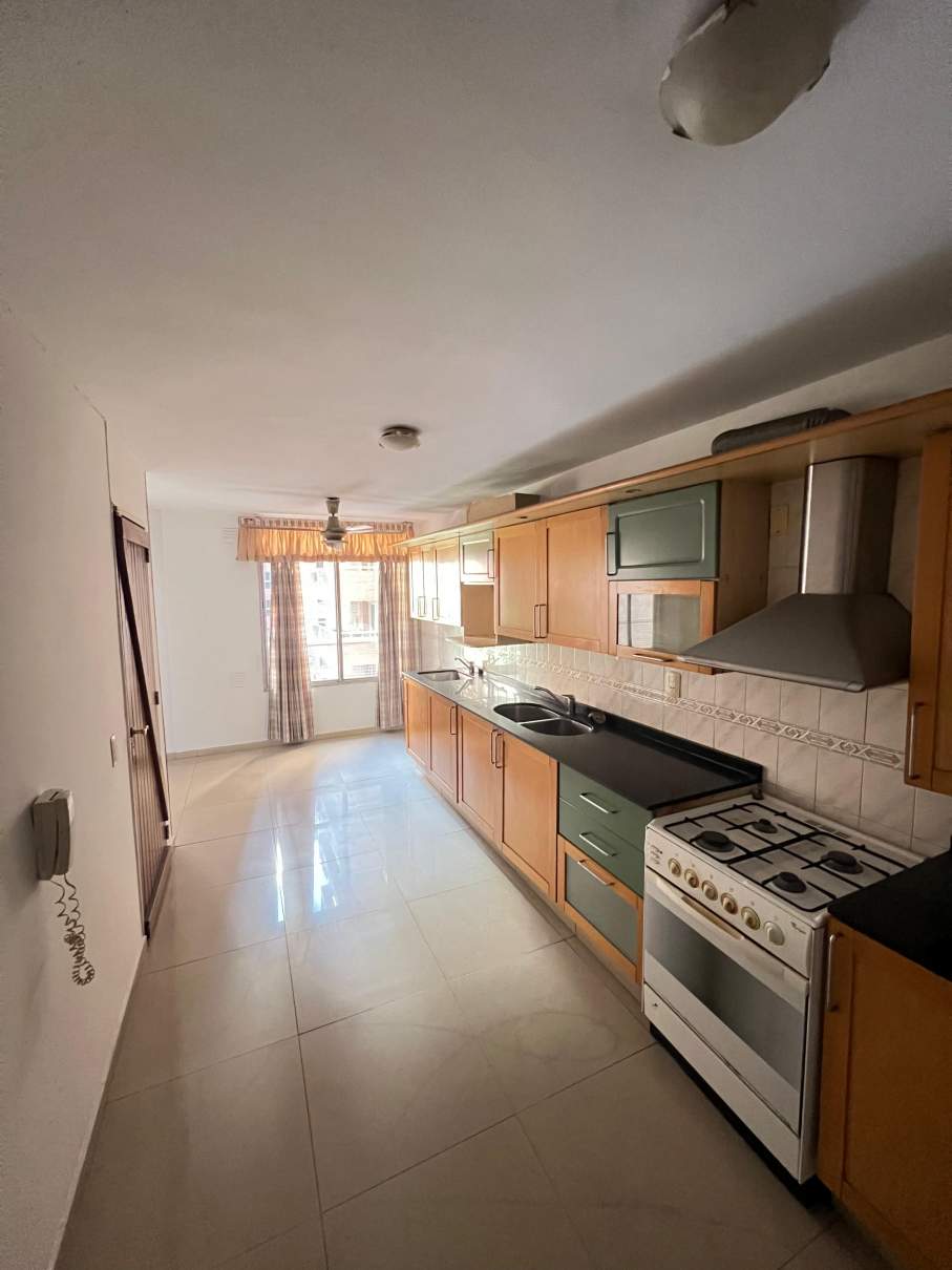 VENTA DEPTO NUEVA CORDOBA CON BALCON.