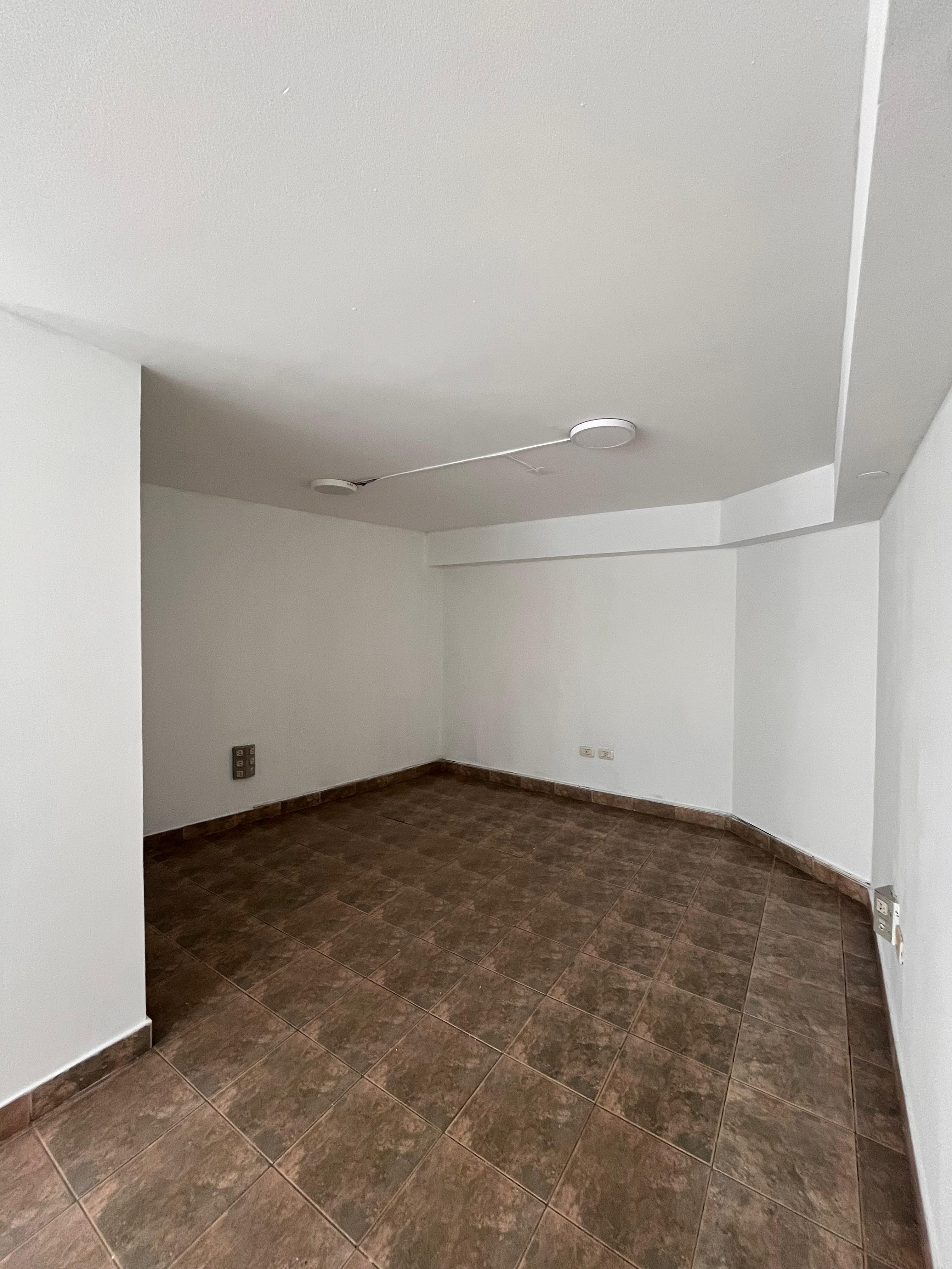 ALQUILER Local Nueva Cordoba