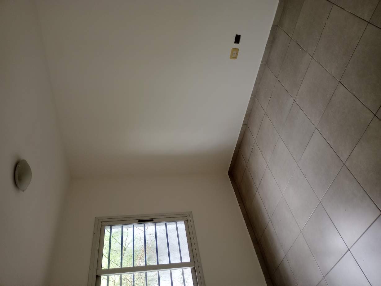 Dúplex muy bien ubicado, a 10 mts de Av. Chancay, frente al Club Botánico, en calle José Cabero 5615