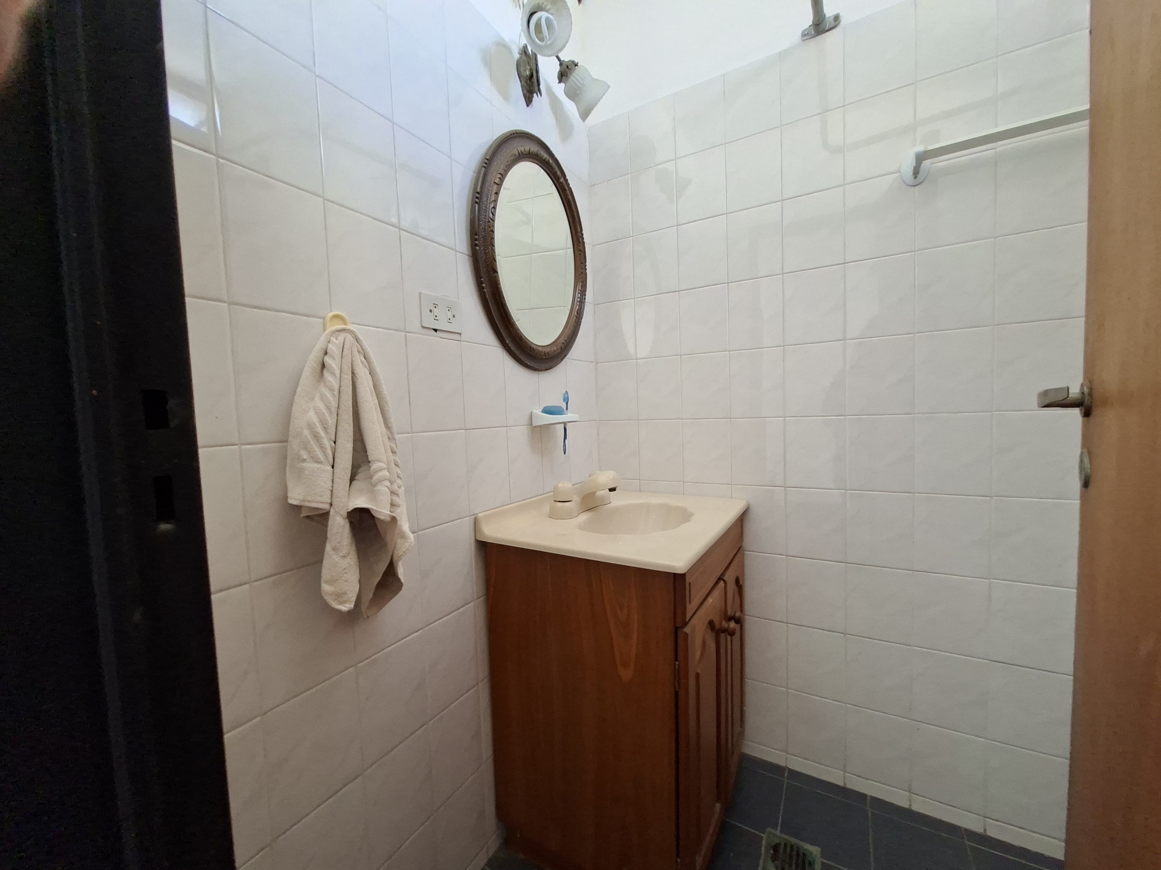 VENTA CASA 4 DORM COCHERA BARRIO ESCOBAR