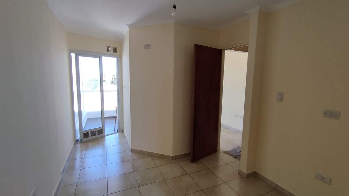 Dpto. 1 Dorm. con Balcón  Impecable! Barrio Pueyrredón