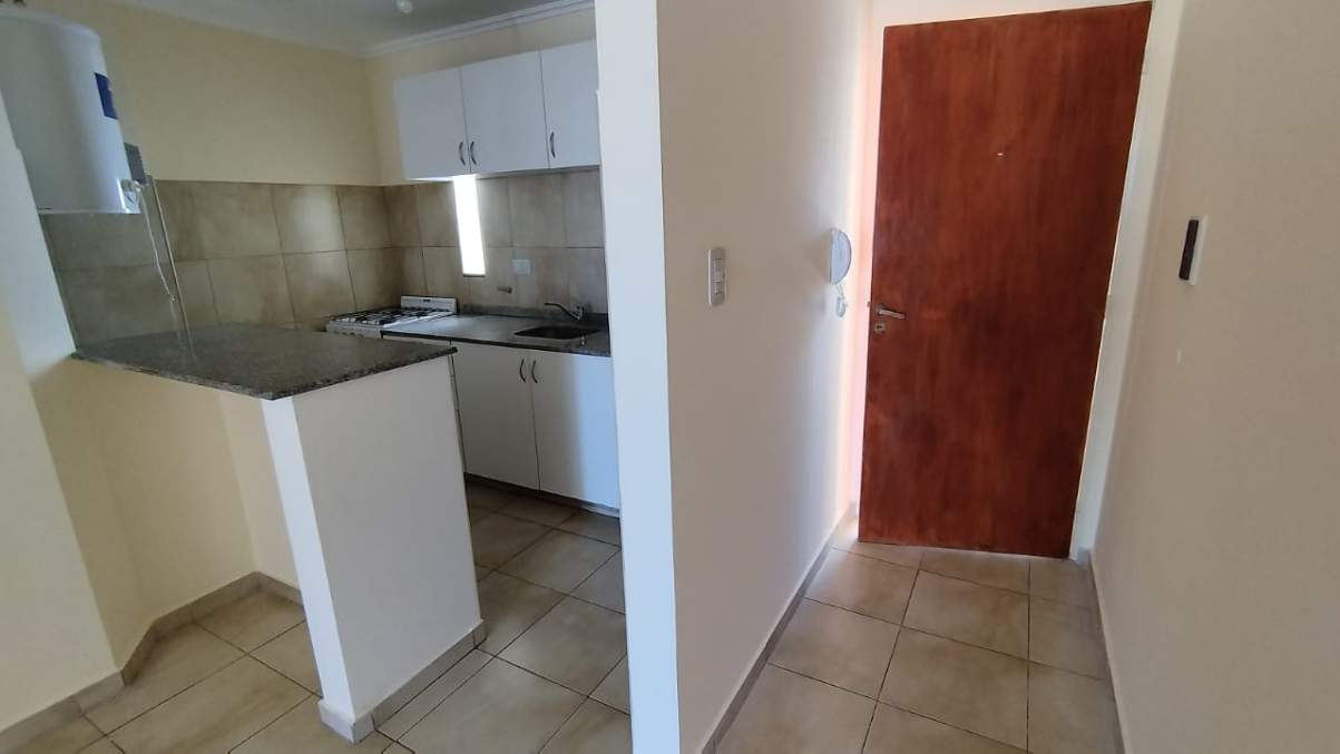 Dpto. 1 Dorm. con Balcón  Impecable! Barrio Pueyrredón