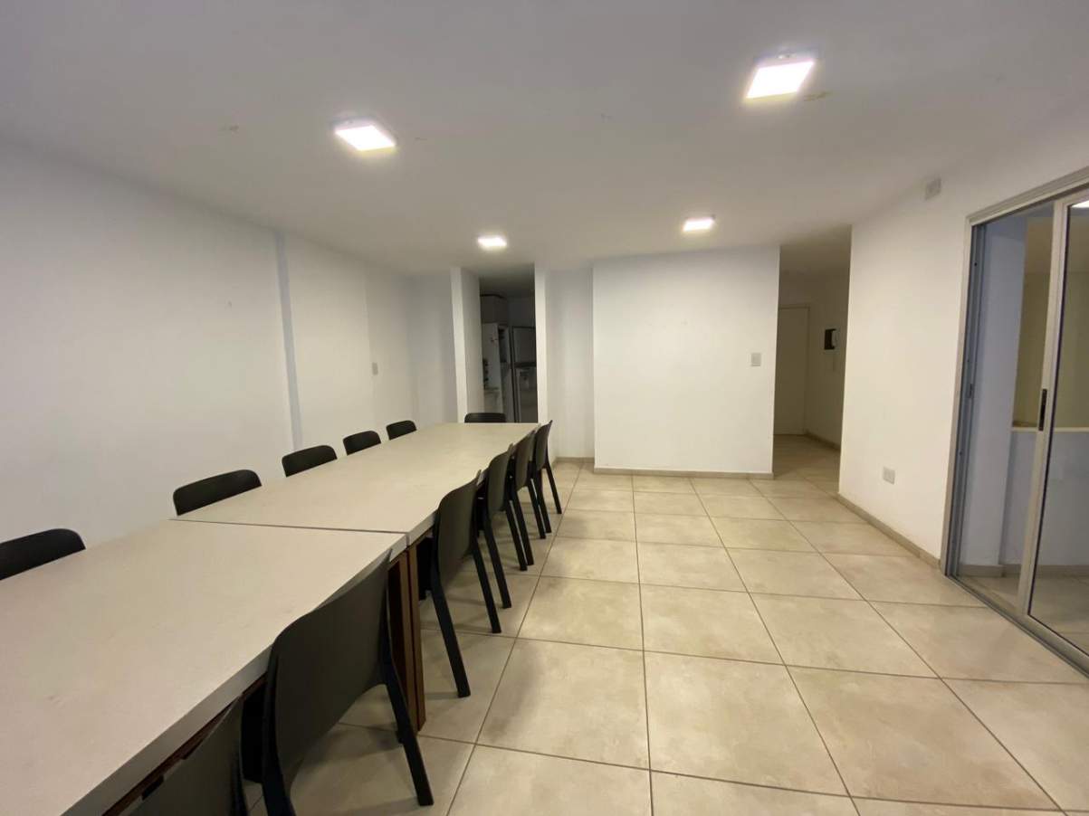 B GENERAL PAZ - DEPTO 1 DORM CON COCHERA - CALEFACCION CENTRAL