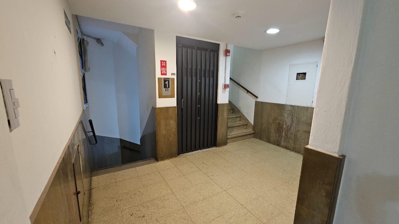 OficinasEstudios Consultorios en Alquiler -  Centro de Córdoba ( Peatonal San Martín y 9 de Julio)