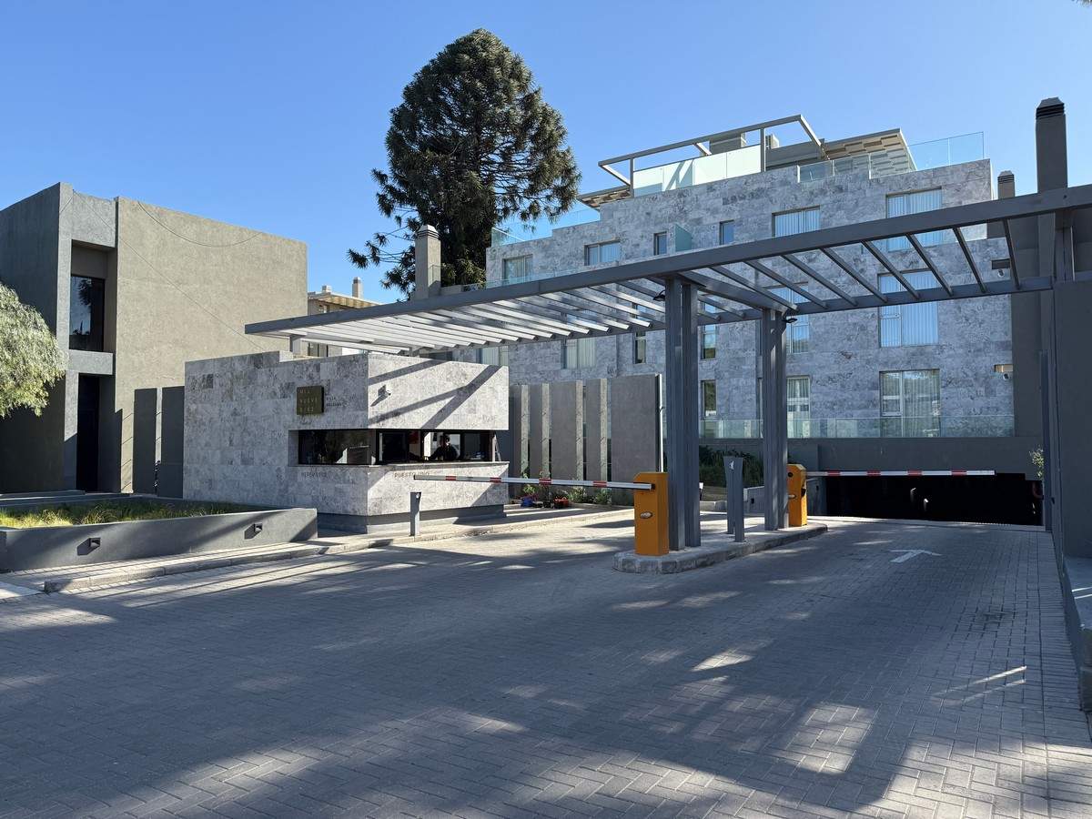 Departamento en Venta en Mil Nueve Diez  Villa Belgrano  TORRE 4