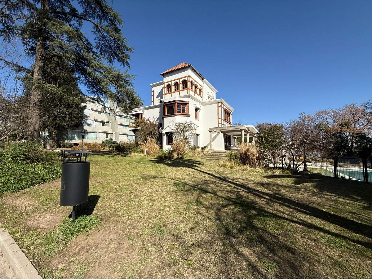 Departamento en Venta en Mil Nueve Diez  Villa Belgrano  TORRE 4