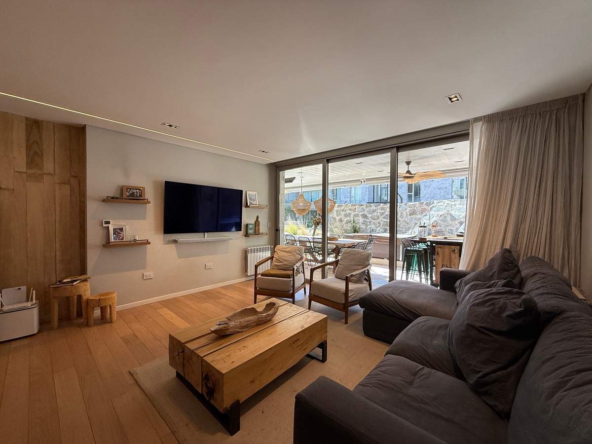 Departamento en Venta en Mil Nueve Diez  Villa Belgrano  TORRE 4