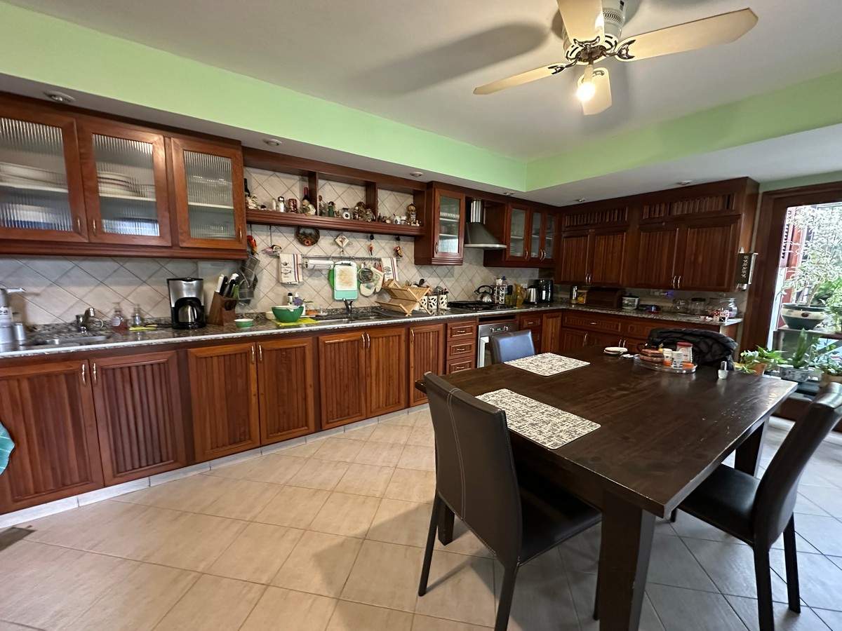 Casa en venta en Arguello  Zona Rafael Núñez