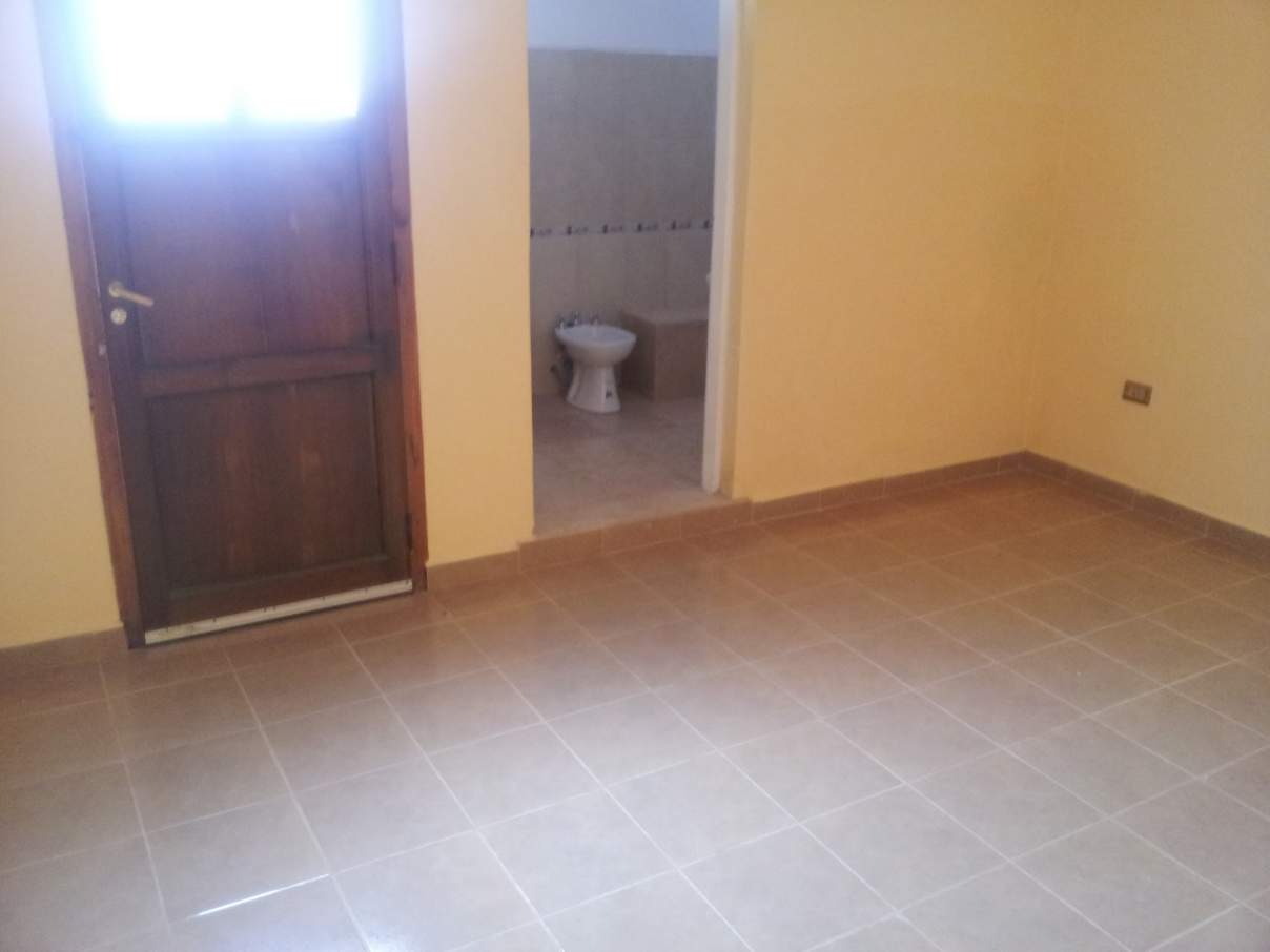 Dúplex un dormitorio y monoambiente en alquiler, barrio San Vicente